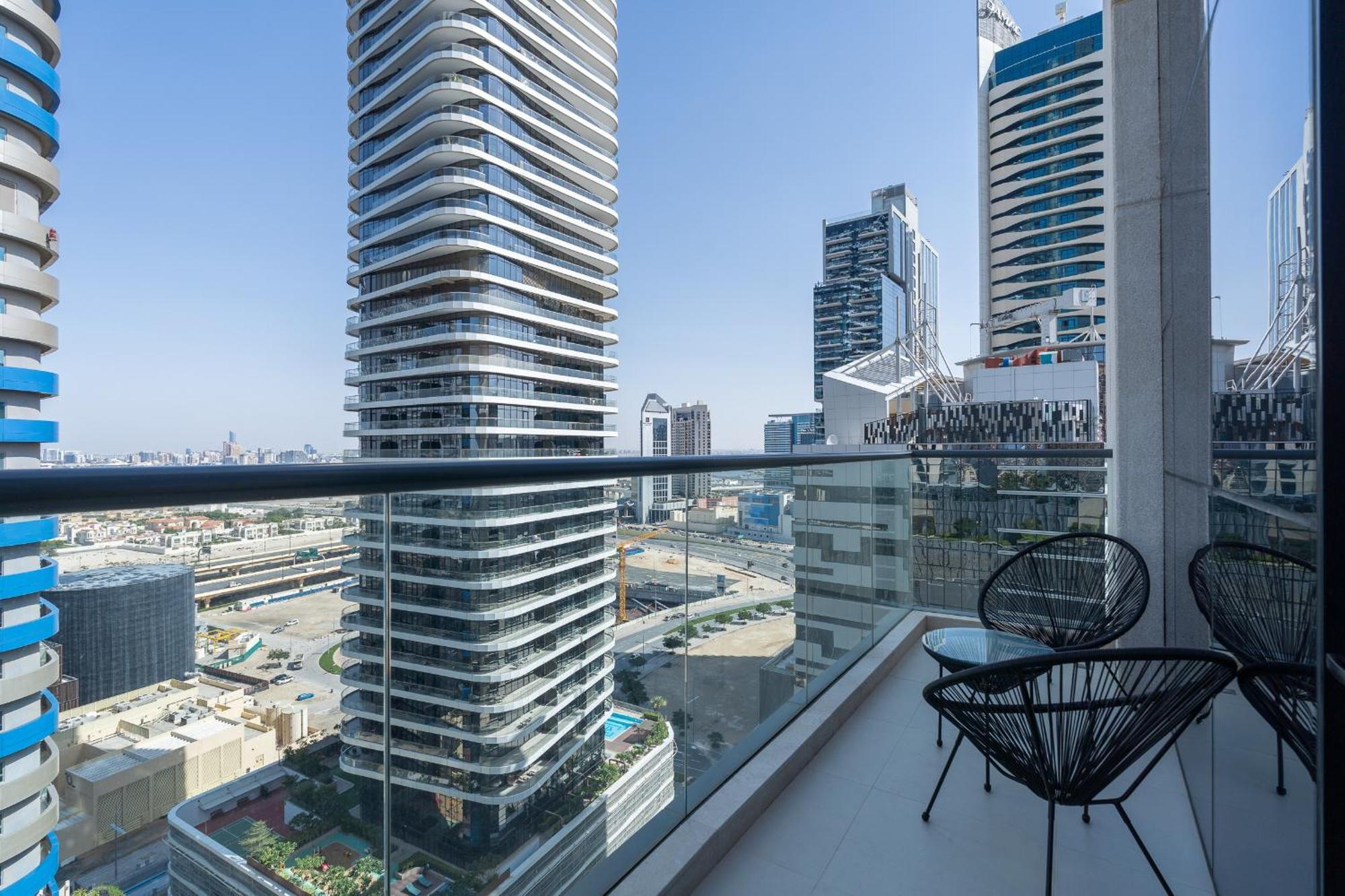 Heaven Crest Vacation Homes Downtown - Studio And 1 Bedroom Suites 2 Minute Walk To Dubai Mall And Burj Khalifa Exterior foto